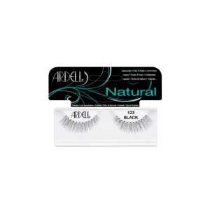 Set of false eyelashes...