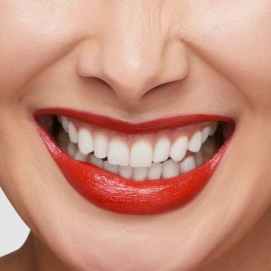 Lip balm Shiseido Technosatin Nº 417 Nº 417 Soundwave 3,3 g