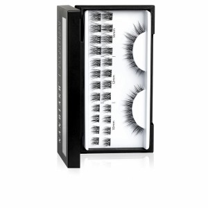 Set of false eyelashes...